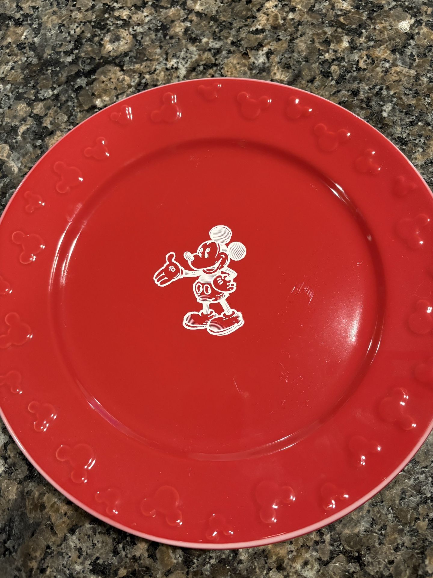 Mickey Mouse Disney Parks Dinner Plates Set Red