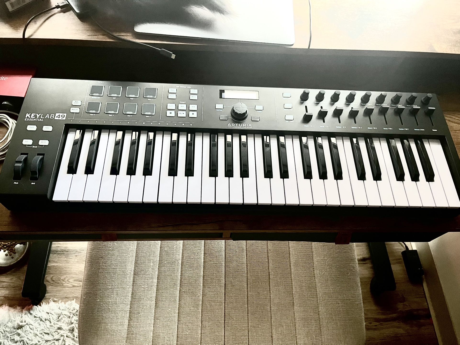 arturia keylab 49 essential mk3 midi keyboard