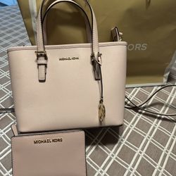Michael Kors Purse And Wallet
