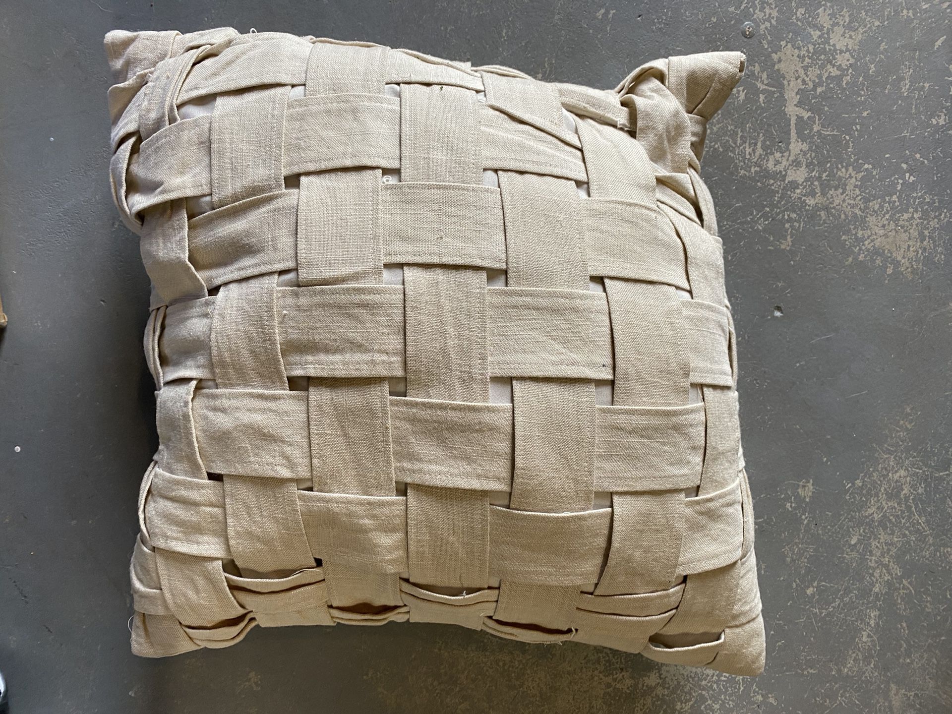 Throw / decorative pillow 16x16”