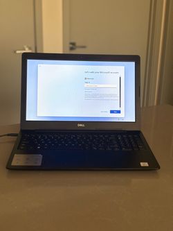 Dell Inspiron 15 3000 – 15.6" Touchscreen Laptop, Intel Core i3 10th Gen – $125