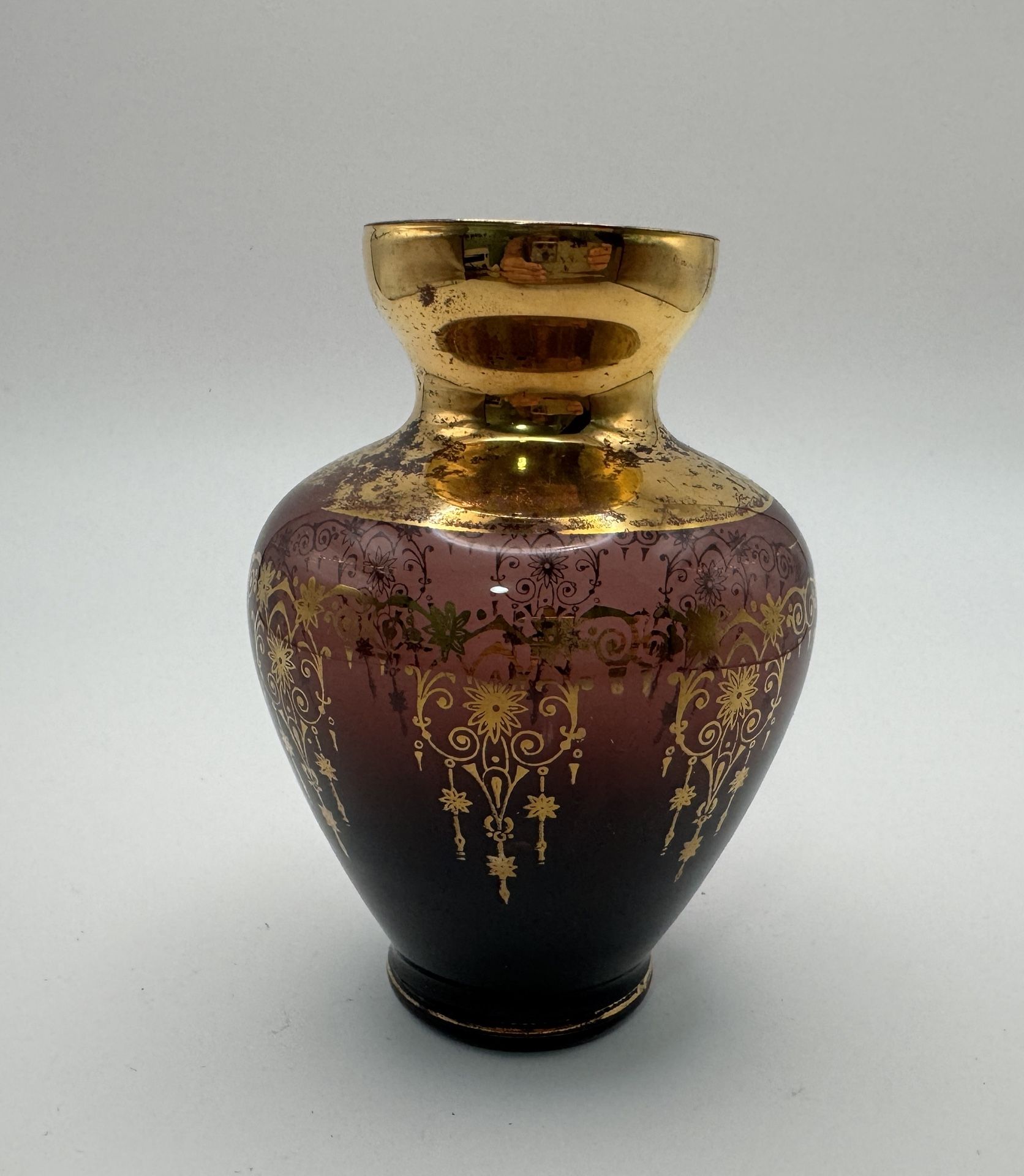 Vecchia Murano Italian Vase, Amethyst with 24k Gold Detailing - 5”