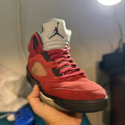 Jordan Retro 5 (raging bull) 2021