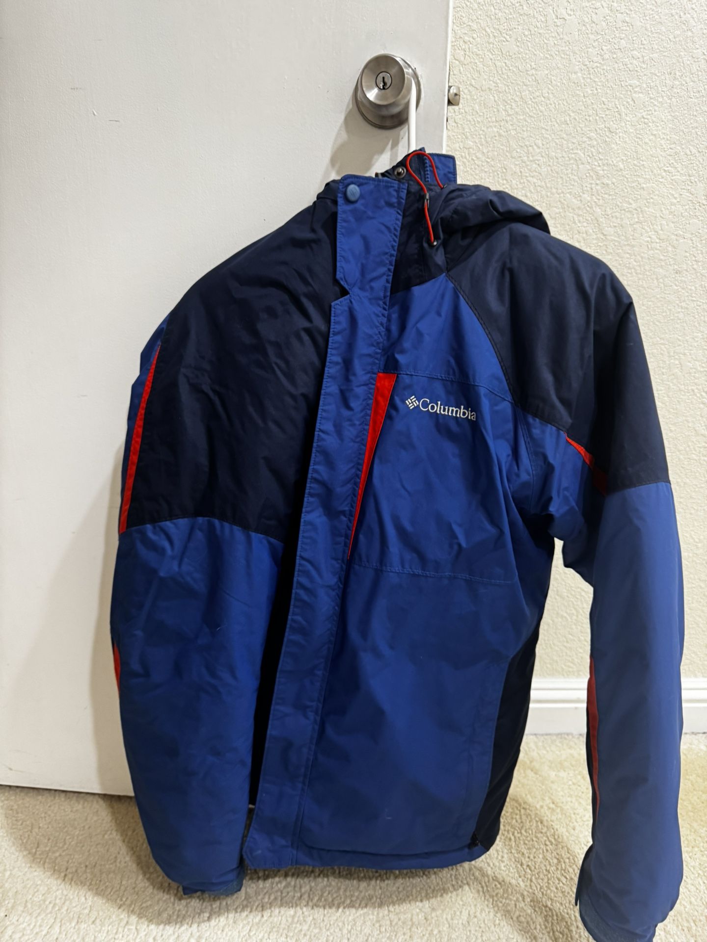 Columbia insulated waterproof Skiing Jacket Medium