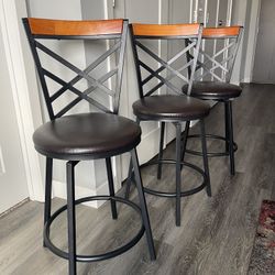 3 Bar Stools 