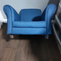 Melissa & Doug Children’s Denim Armchair 