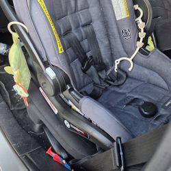 Graco Travel System Car Seat w/Base & Stroller