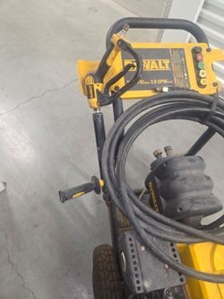 Pressure washer