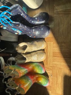 Rain boots/boots