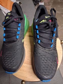 Nikes size 4y
