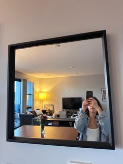 IKEA Nissedal Mirror - Black