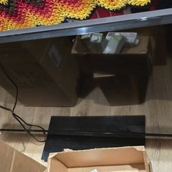 Make An Offer .... Toshiba 50inch Flat-screen 