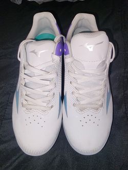 Girls Softball Cleats