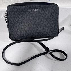 Michael Kors  Crossbody 