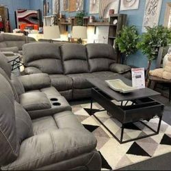 🎀Erlangen Midnight Power Reclining Sofa$20 Down Payment and delivery available 