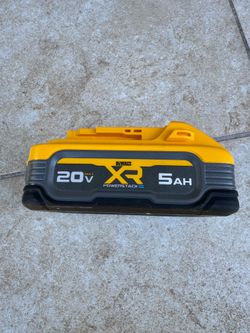 DEWALT 20V MAX XR POWERSTACK Lithium-Ion 5.0Ah Battery