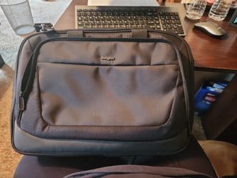 Tarsus 15.6 Laptop Business Bag.