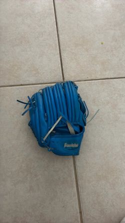 Franklin RTP Youth Baseball Glove – Blue – Ready to Play junior size