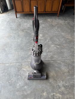 Dyson Vacume
