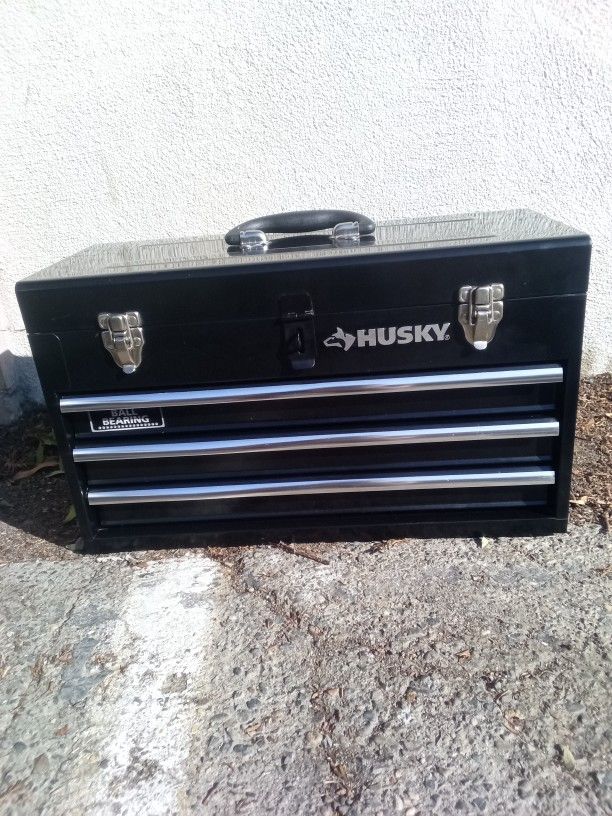 Husky 3 Drawer Metal Tool Box