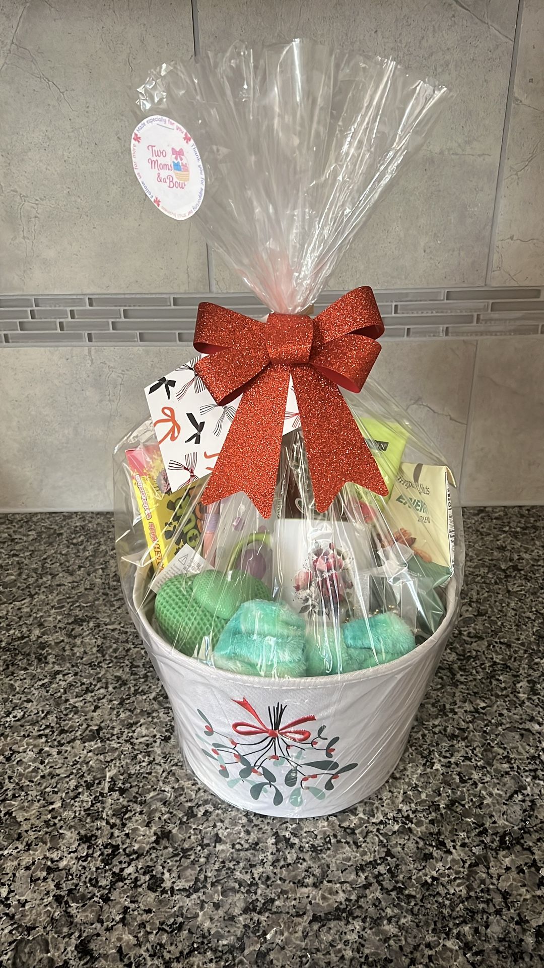 The Perfect Holiday Gift Basket