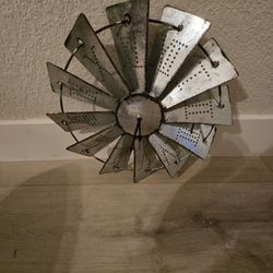 Windmill Clock