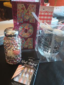 Mother's Day package . Hello Kitty ^-^🥰😍