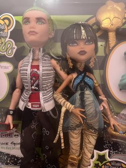 Monster High Deuce Gorgon & Cleo De Nile Creeproduction Fashion Doll 2 Pack 2024