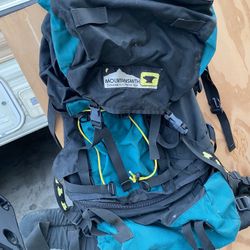 Mountain Smith Large Back Pack