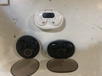 Bluetooth 5.3 Wireless Earbuds with their charging