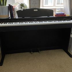 Williams - Black Electric Upright Piano
