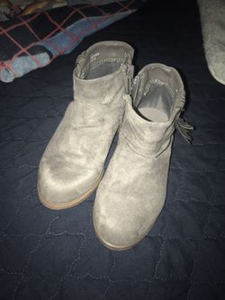 Girls size 7 booties H & M