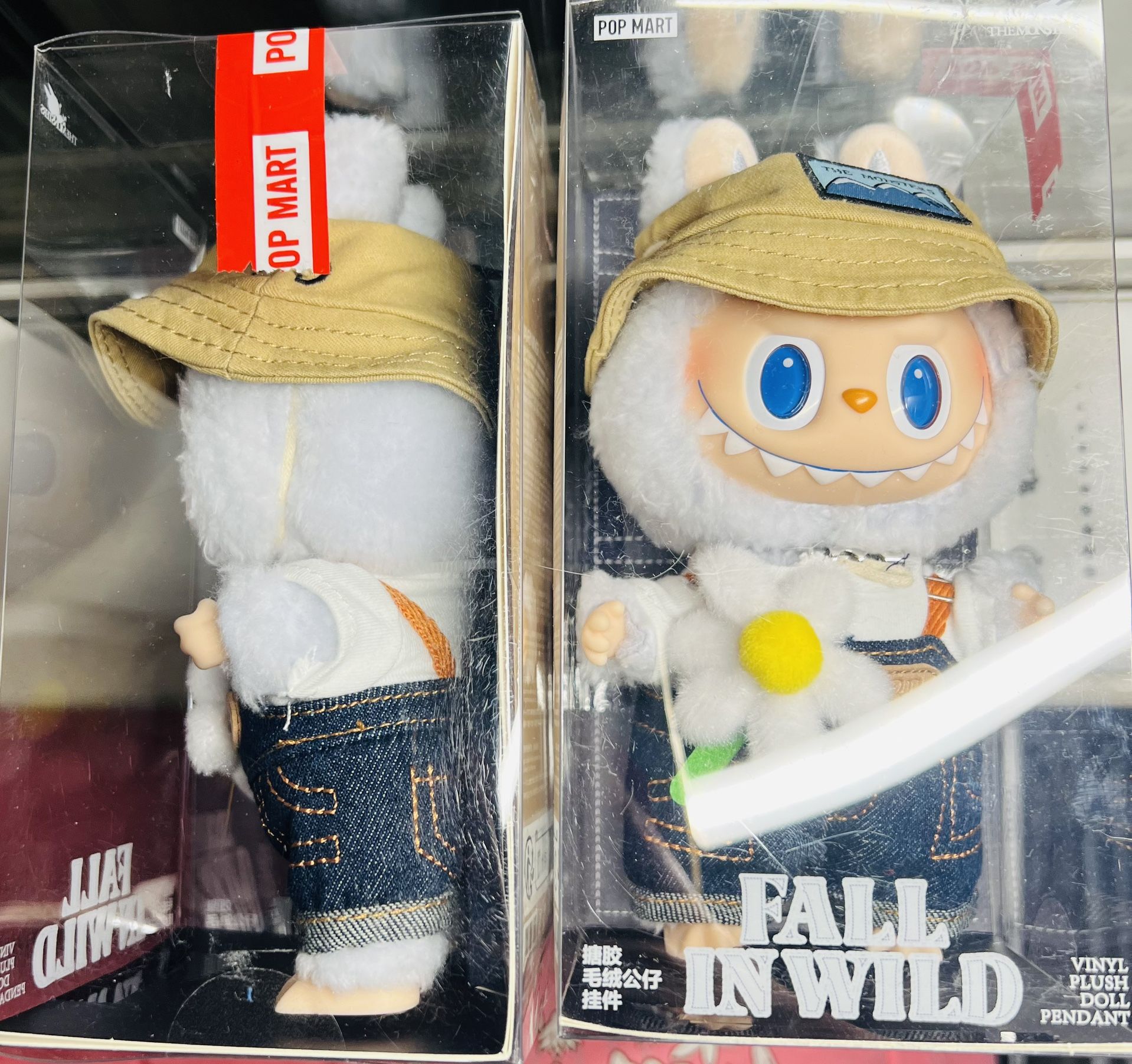 Labubu Fall In Wild