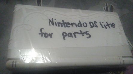White nintendo ds lite for parts