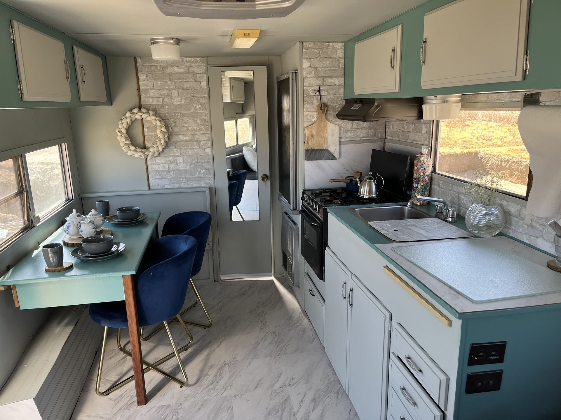 1975 Classic Prowler RV/Camper for Sale in Palmdale, CA - OfferUp
