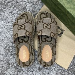 Gucci slides size 38eur WOMAN