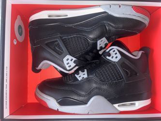 Jordan 4 breds