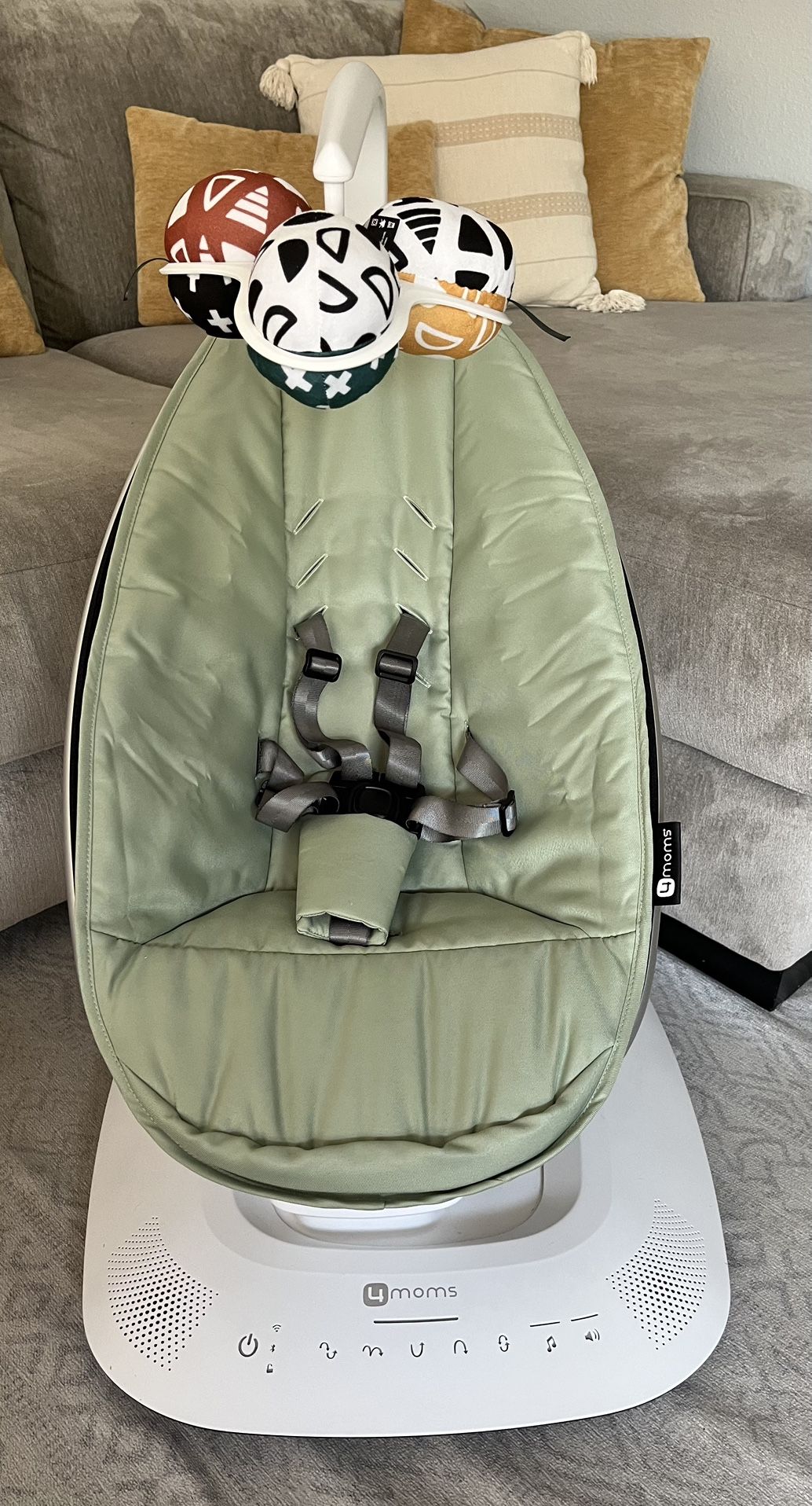 MamaRoo Baby Swing