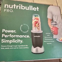 Special Edition NutriBullet Pro 900 - Watt Blender (MatteBlack)