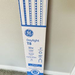 T8 Daylight 48” light bulbs