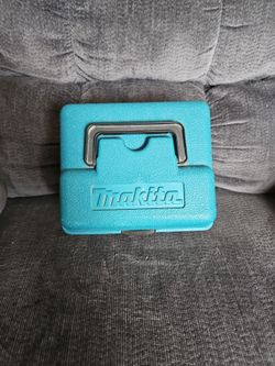 Makita Finishing Sander