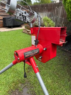 Heater Heavy Duty Baseball Pitching Machine