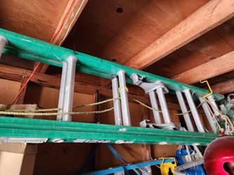18 FT Extension Ladder