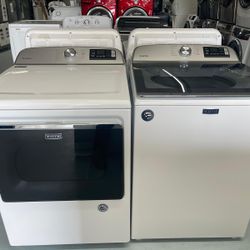 New Maytag Extra Power Top Load Washer And Electric/Gas Dryer Set