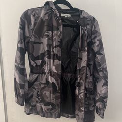 Grey camo wind breaker