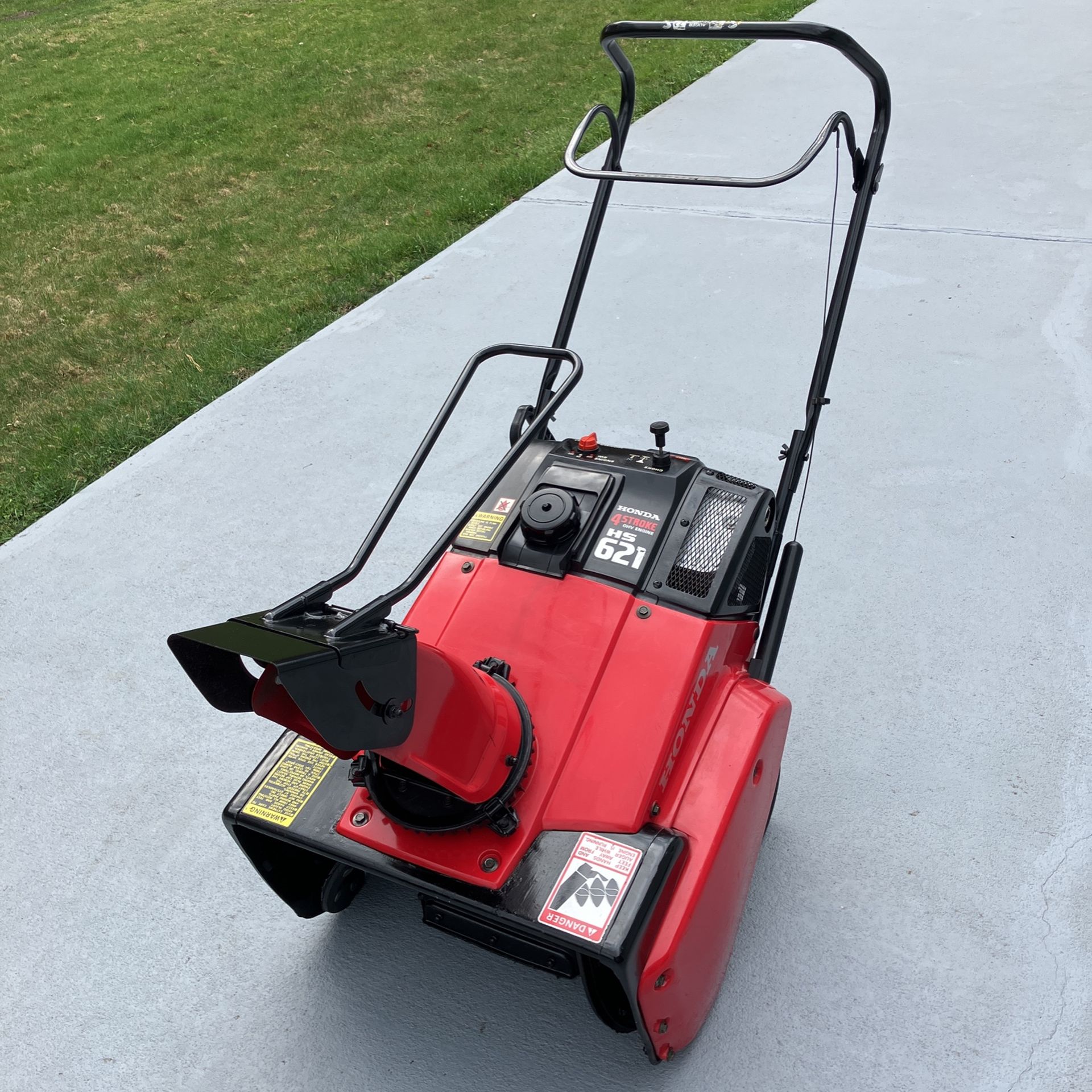 HONDA 4 STROKE SNOW BLOWER HS-621 Works & Runs Great 👍