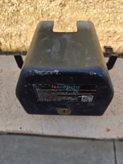 Heavy duty trailer hitch lock
