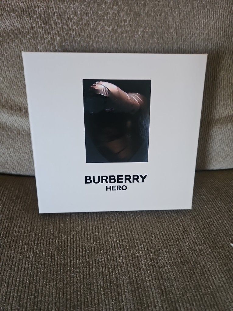 Mens Burberry Hero Colgne