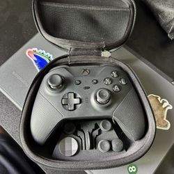 Xbox Elite Series 2 Core Wireless Gaming Controller – Black – Xbox Series X|S, Xbox One, Windows PC, Android, and iOS 