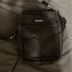 Supreme Shoulder Bag (ss18)